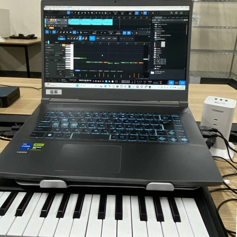 利用者さんが音楽製作で新しいジャンルに挑戦中です✨